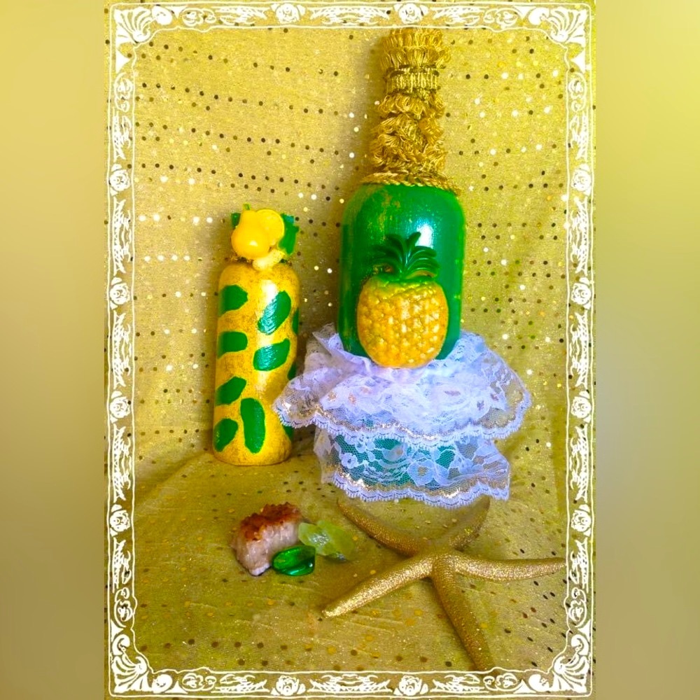 Hand Crafted Bottles &Pillow Set Pineapple Princess Passion Flower-Scented - Picture 2 of 5